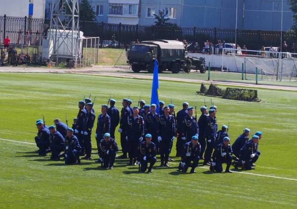 Военно-спортивный праздник &laquo;Слава крылатой пехоте&raquo;