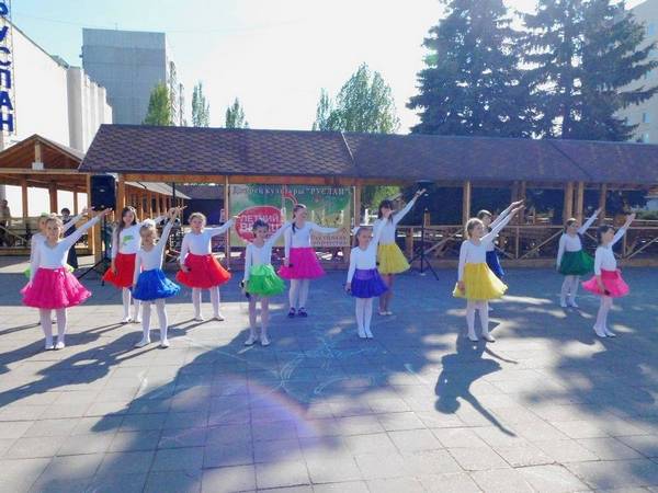 &laquo;Нам песня жить помогает&raquo;