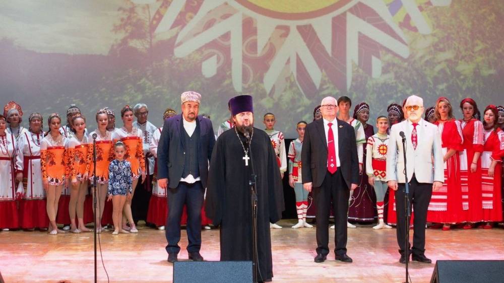 &laquo;Легенды Симбирской земли&raquo; объединили сердца в ДК &laquo;Руслан&raquo;!