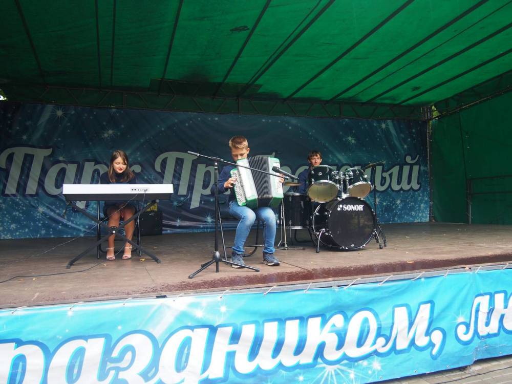 Музыкальная встреча в парке